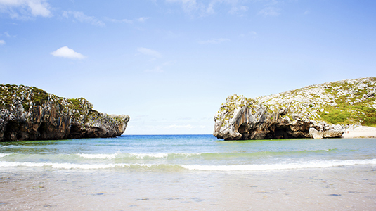 LLanes, playa de Cue